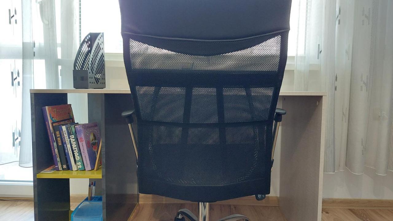 3 Rooms Apartment, Top Center, 1St Floor, Aubg, Free Parking, Pc I5 Ssd, 3 Led Tvs 200 Channels, Wifi, Terrace, Easy-Late Check-In, Stay Before Greece بلاغويفغراد المظهر الخارجي الصورة