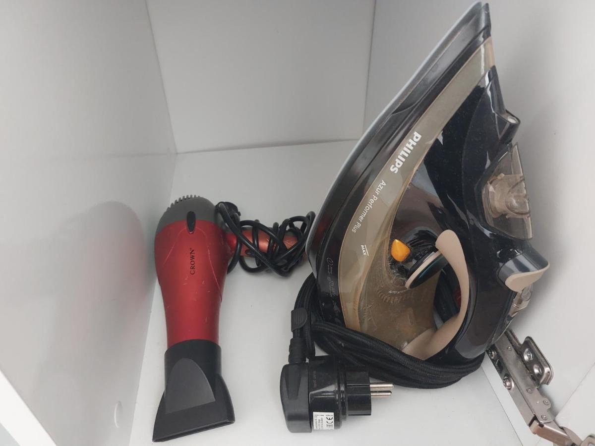 3 Rooms Apartment, Top Center, 1St Floor, Aubg, Free Parking, Pc I5 Ssd, 3 Led Tvs 200 Channels, Wifi, Terrace, Easy-Late Check-In, Stay Before Greece بلاغويفغراد المظهر الخارجي الصورة