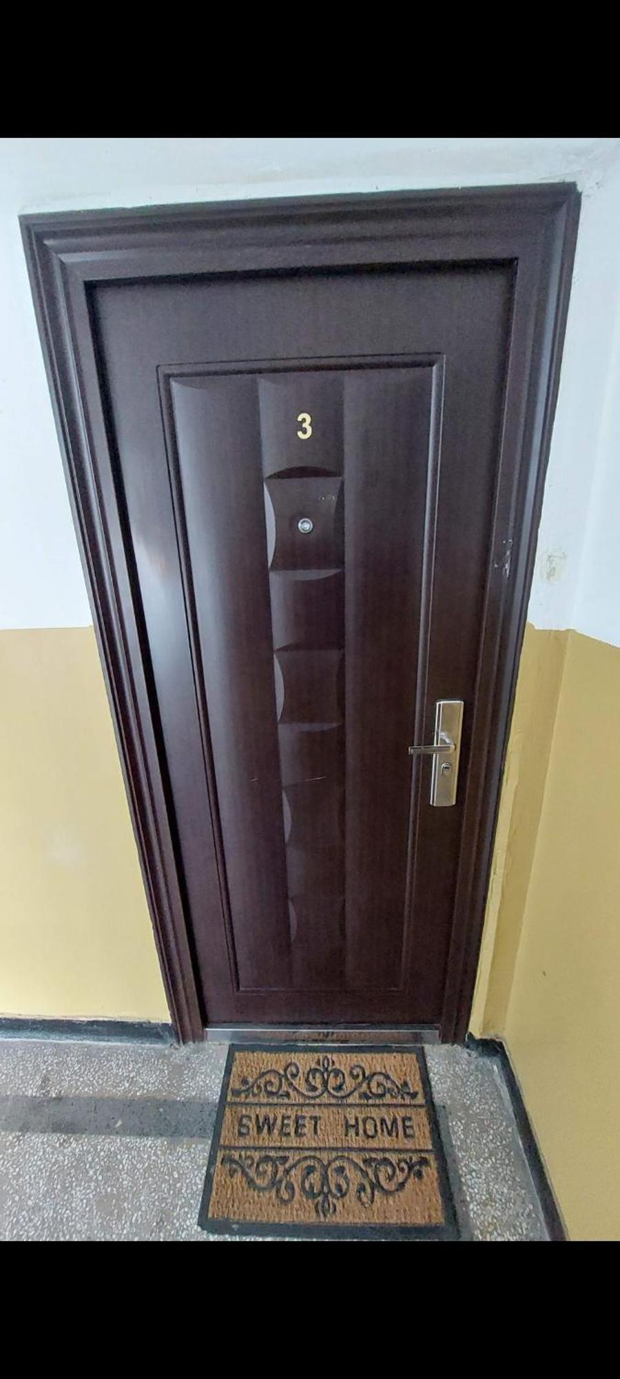 3 Rooms Apartment, Top Center, 1St Floor, Aubg, Free Parking, Pc I5 Ssd, 3 Led Tvs 200 Channels, Wifi, Terrace, Easy-Late Check-In, Stay Before Greece بلاغويفغراد المظهر الخارجي الصورة